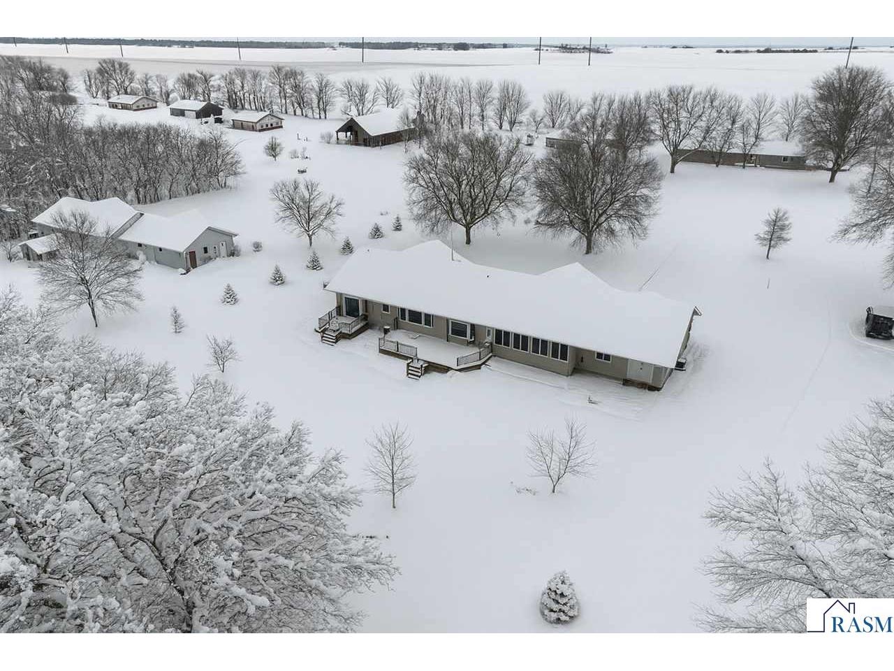 4 S Fox Lake Drive Sherburn MN 56171 - Fox 7038171 image1