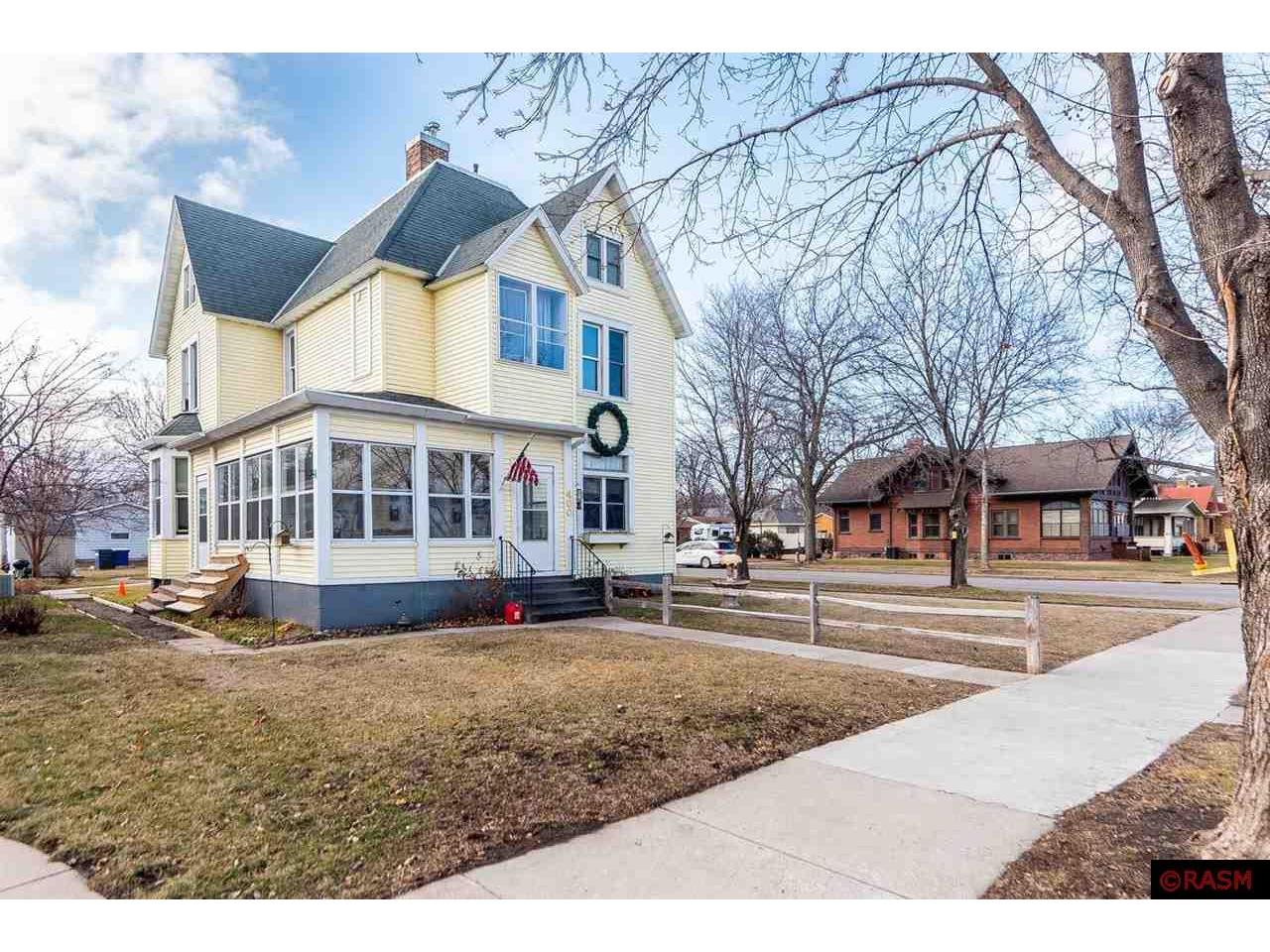 400 S State Street New Ulm MN 56073 7034216 image1