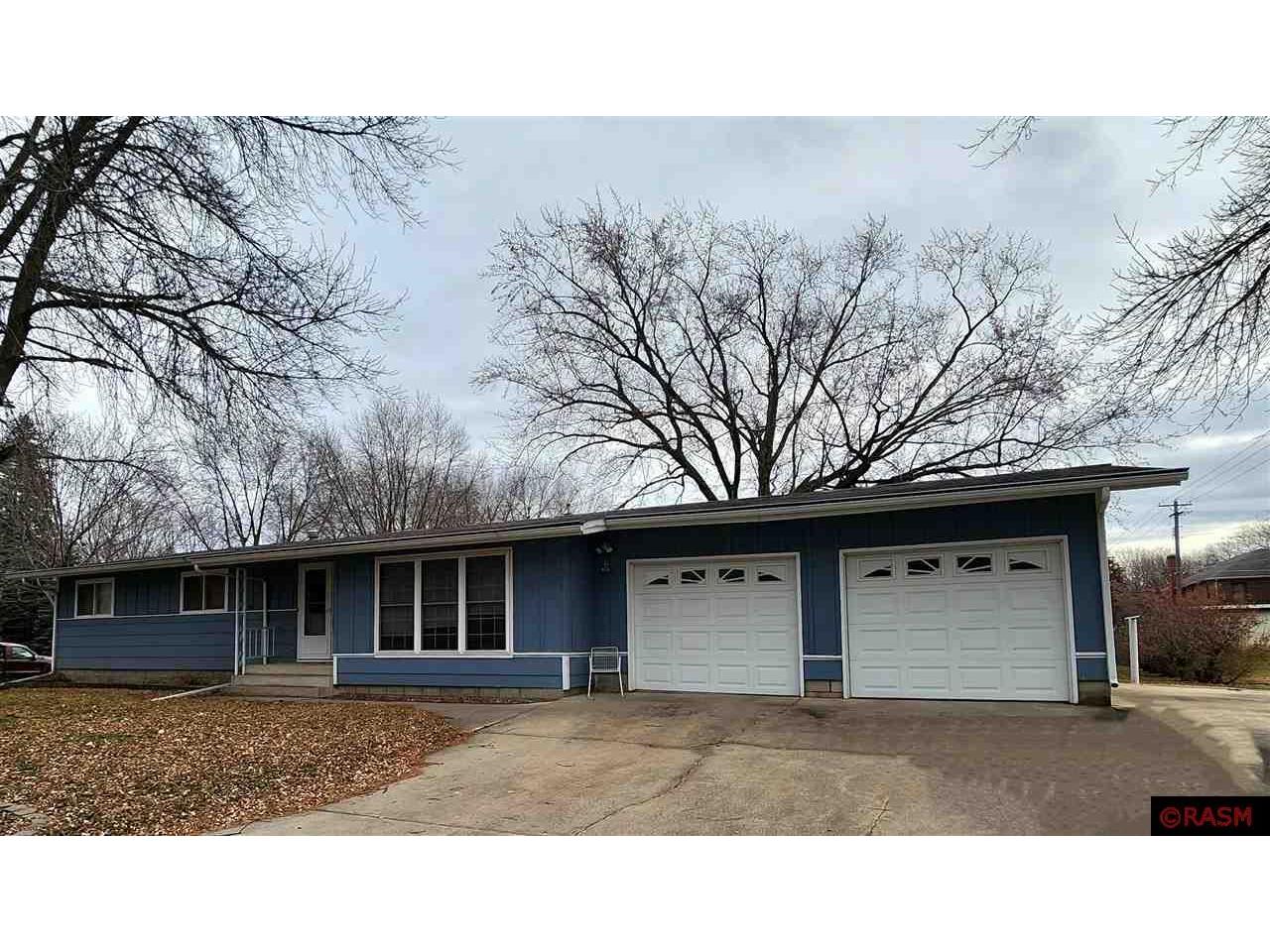 401 SW 4th Avenue, Sleepy Eye, MN, 56085 MLS 7033922 Edina Realty