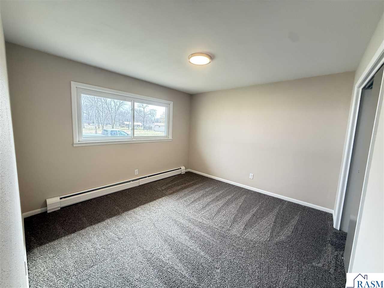 402 E North Street Waldorf MN 56091 7039880 image11