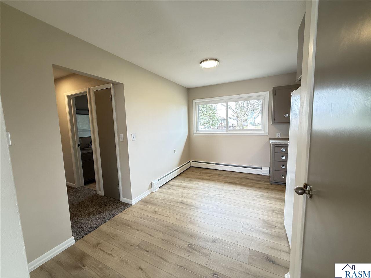 402 E North Street Waldorf MN 56091 7039880 image4