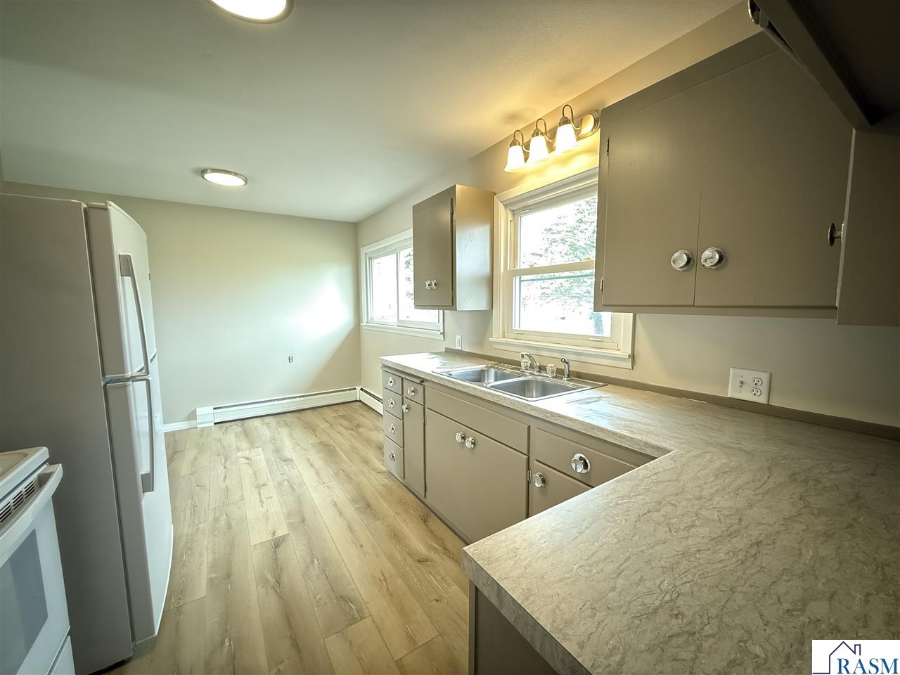 402 E North Street Waldorf MN 56091 7039880 image6