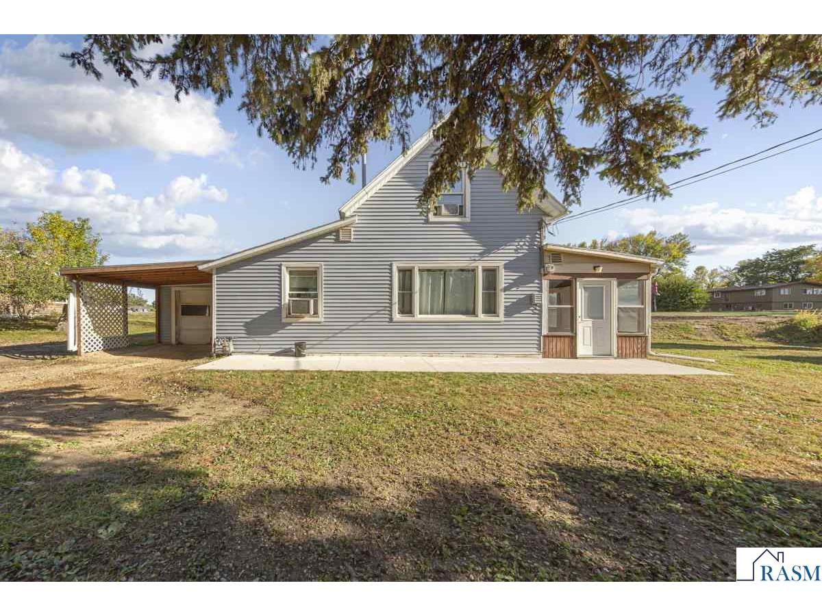 402 N Main Street Lake Crystal MN 56055 7038850 image1