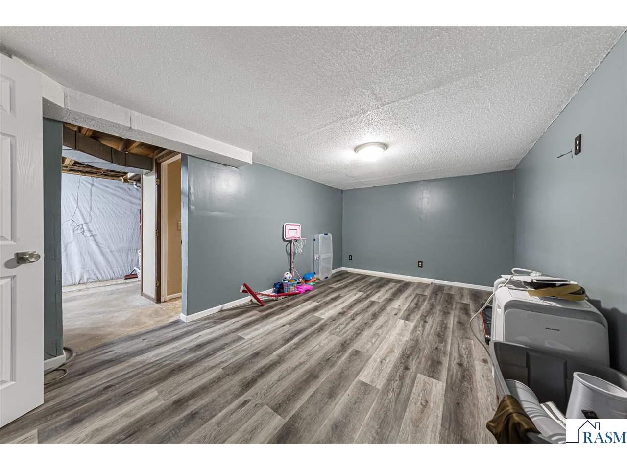 404 3rd Avenue Pemberton MN 56078 7040000 image16