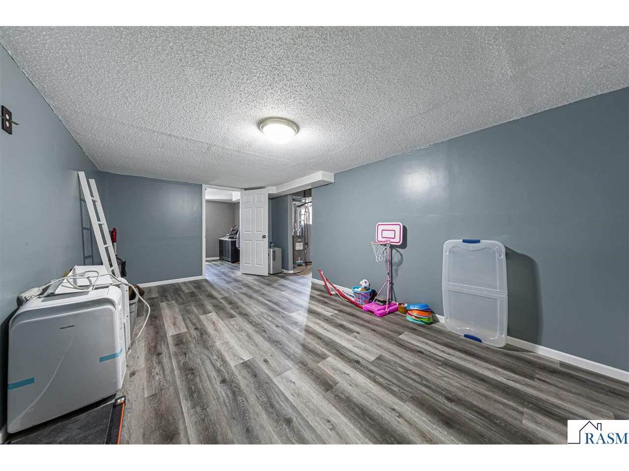 404 3rd Avenue Pemberton MN 56078 7040000 image17