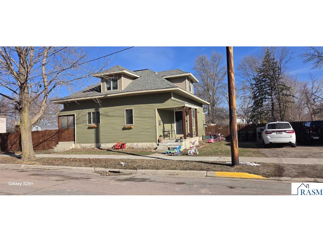 405 Hoosac St E Waterville MN 56096 7039772 image1