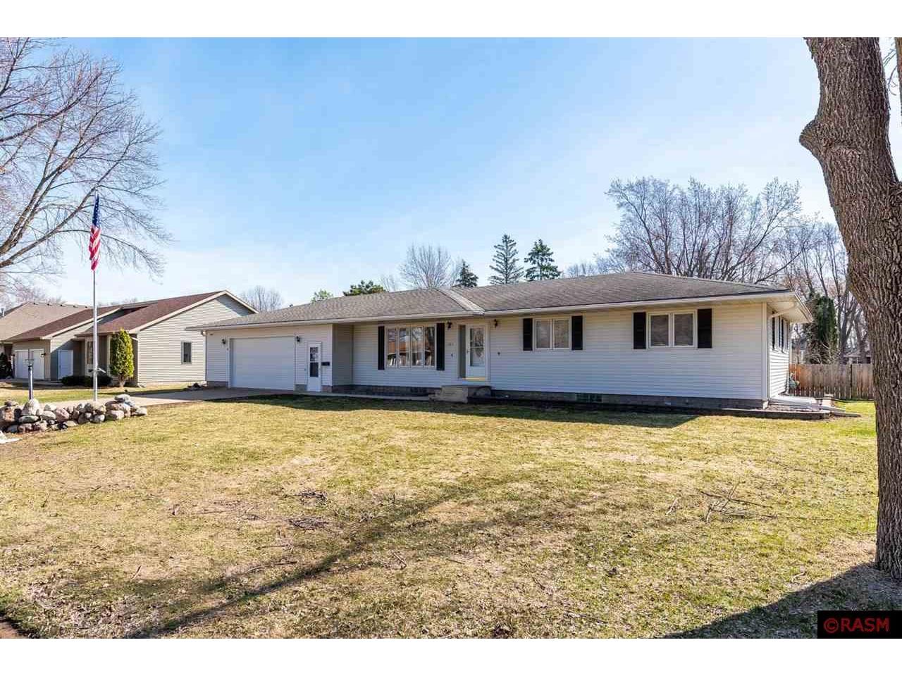 405 SE 1st Avenue, Mapleton, MN 56065 MLS 7032026 Edina Realty