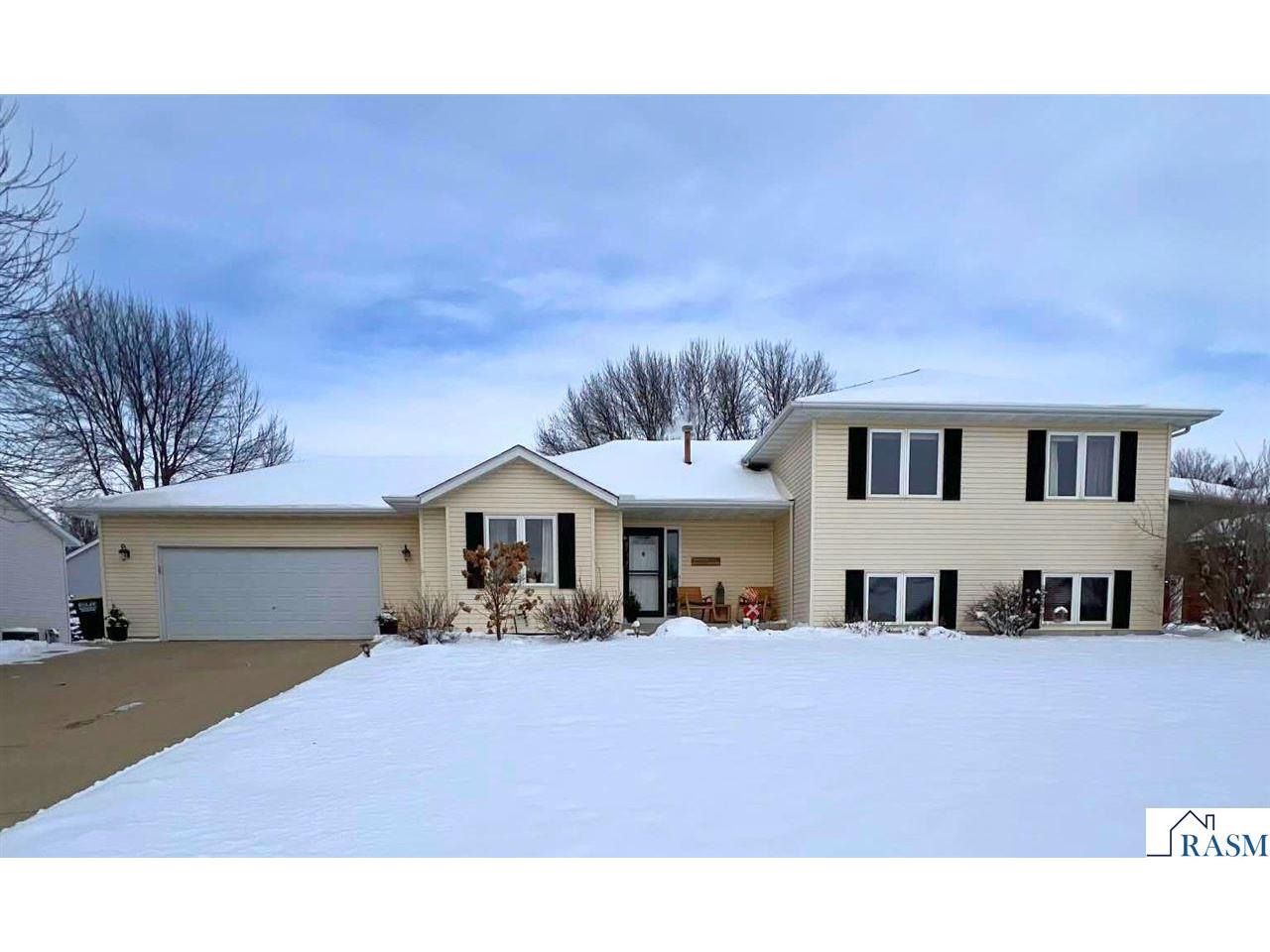 405 Thomas Drive Eagle Lake MN 56024 7039127 image1