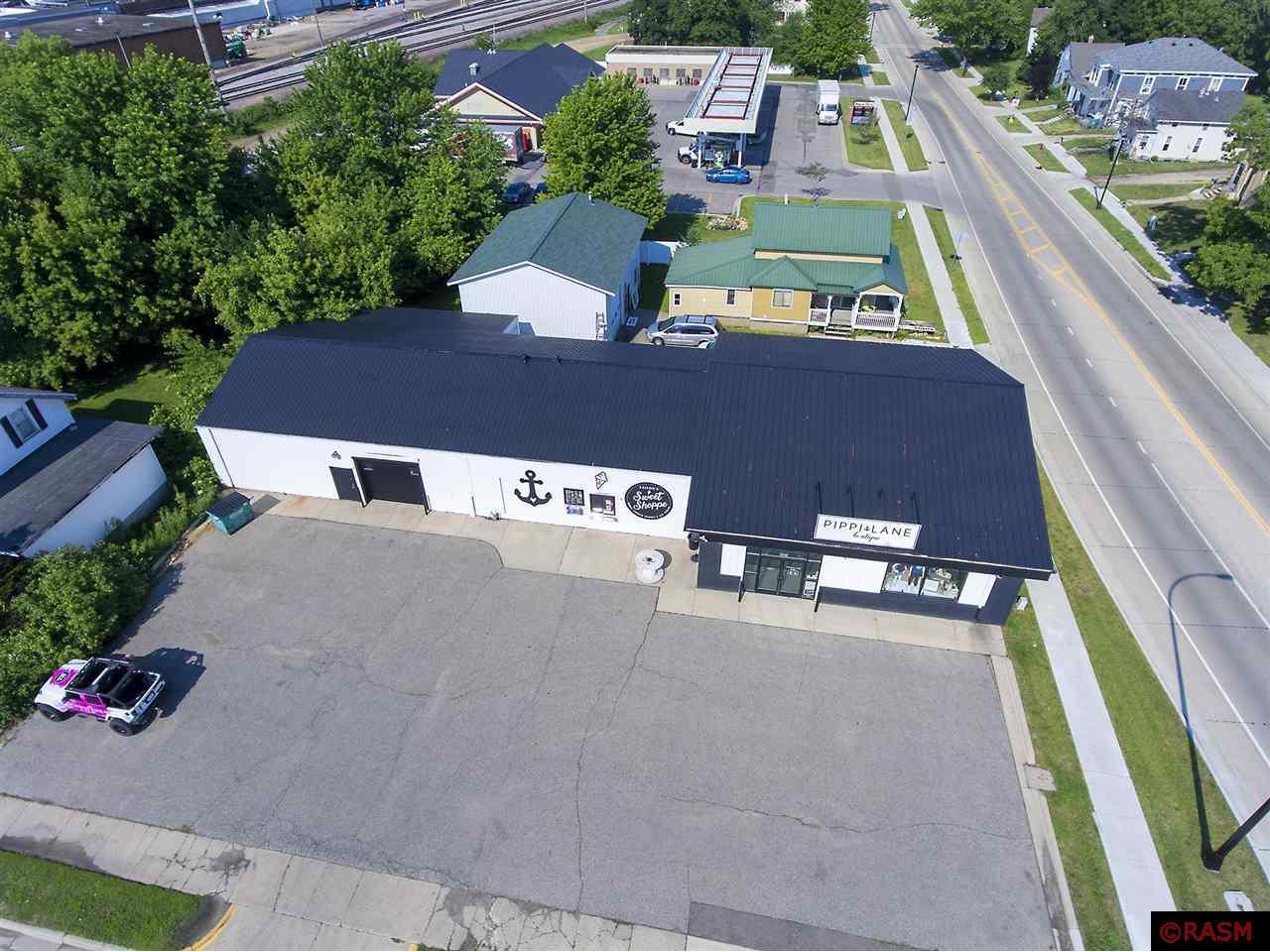 405 W Elm Ave, Waseca, MN, 56093 MLS 7030613 Edina Realty