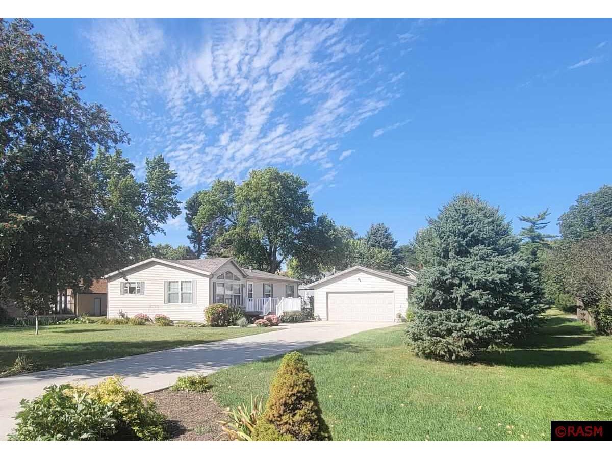 406 W 2nd Street, Winthrop, MN 55396 MLS 7031078 Edina Realty