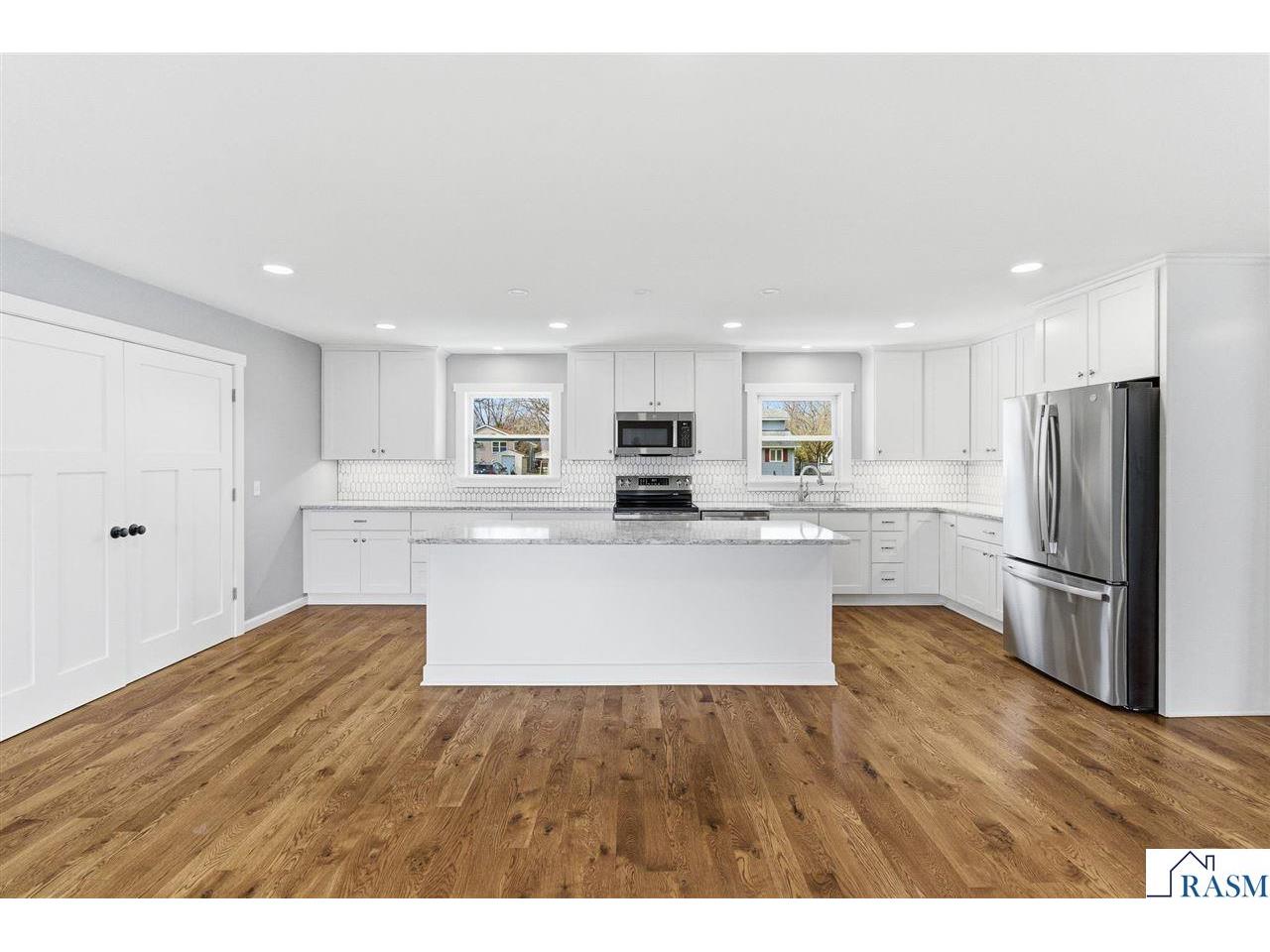 409 SE 4th Avenue Mapleton MN 56065 7039975 image3