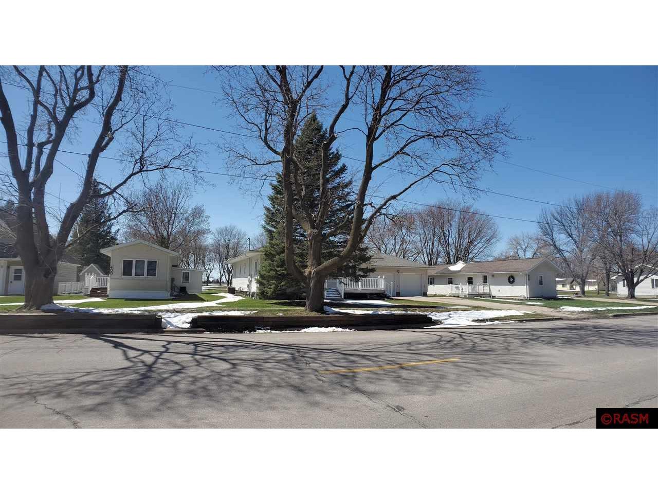 410 N First Street, Butterfield, MN 56120 MLS 7032167 Edina Realty