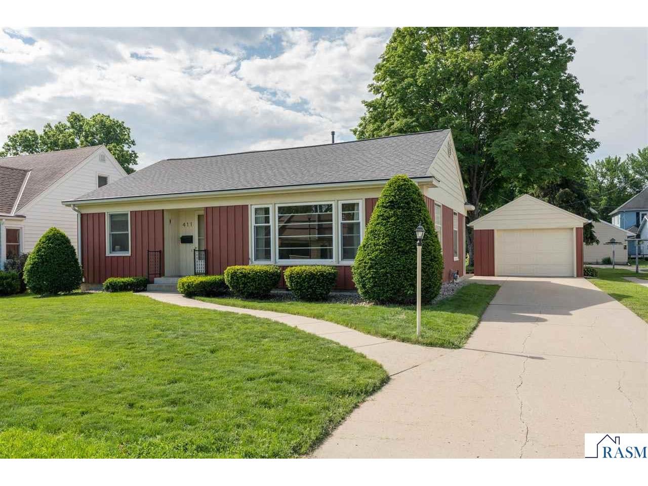 411 Page Avenue North Mankato MN 56003 267040537 image1