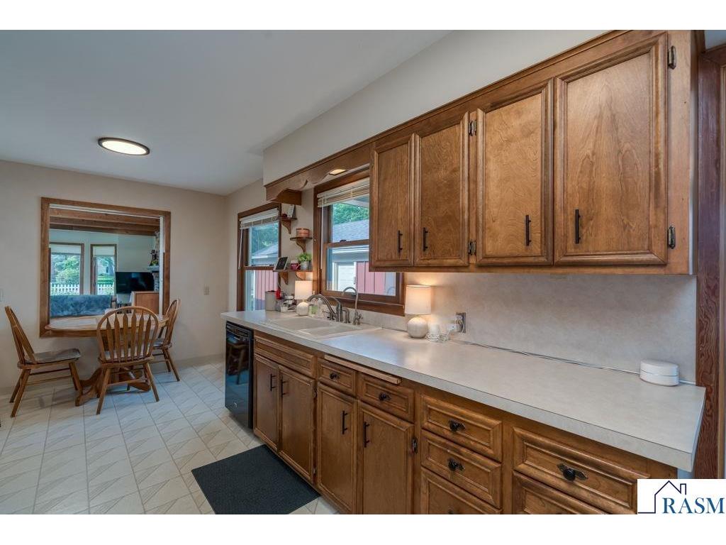 411 Page Avenue North Mankato MN 56003 267040537 image9