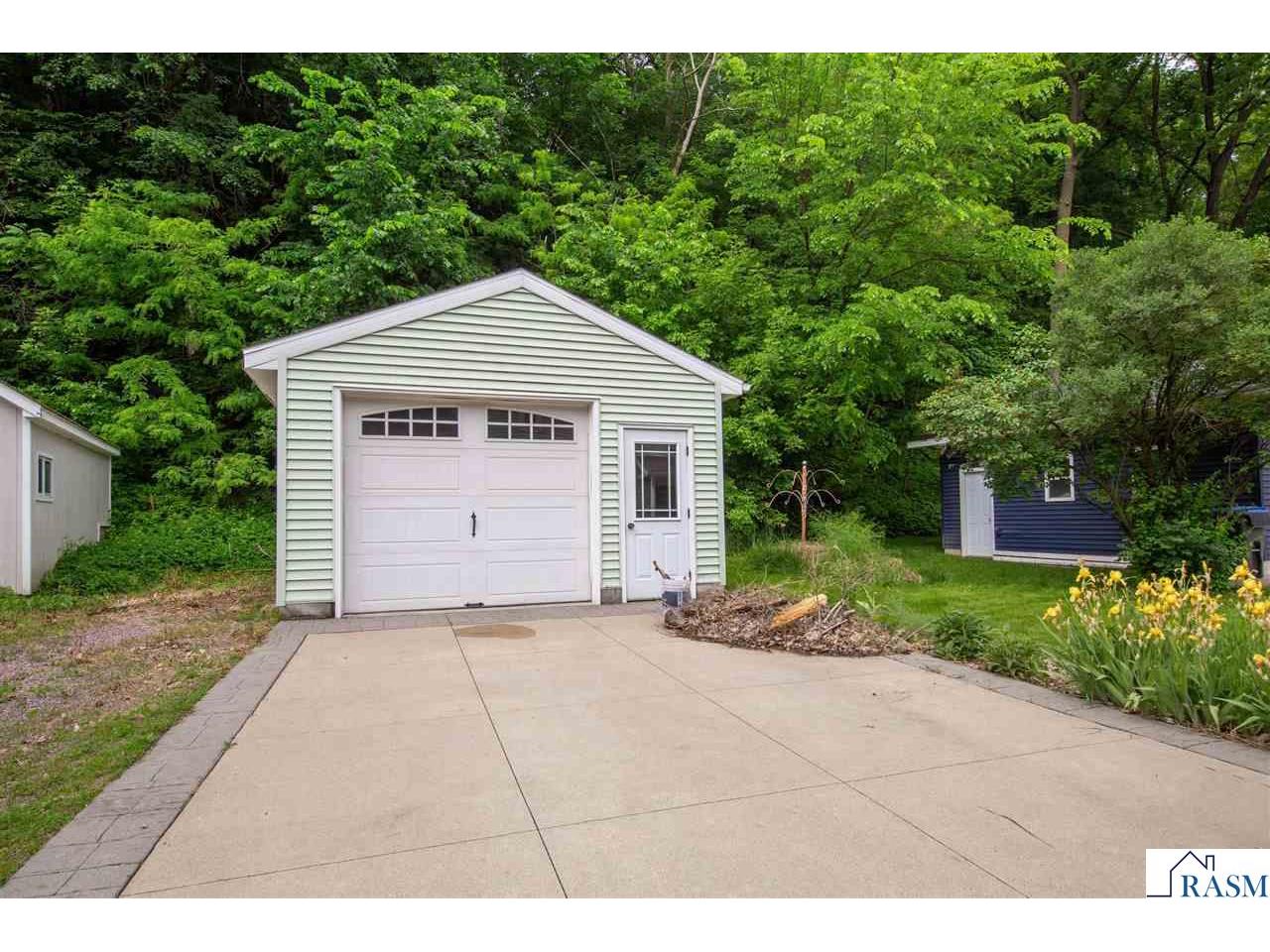 413 Glenwood Avenue Mankato MN 56001 267040627 image3