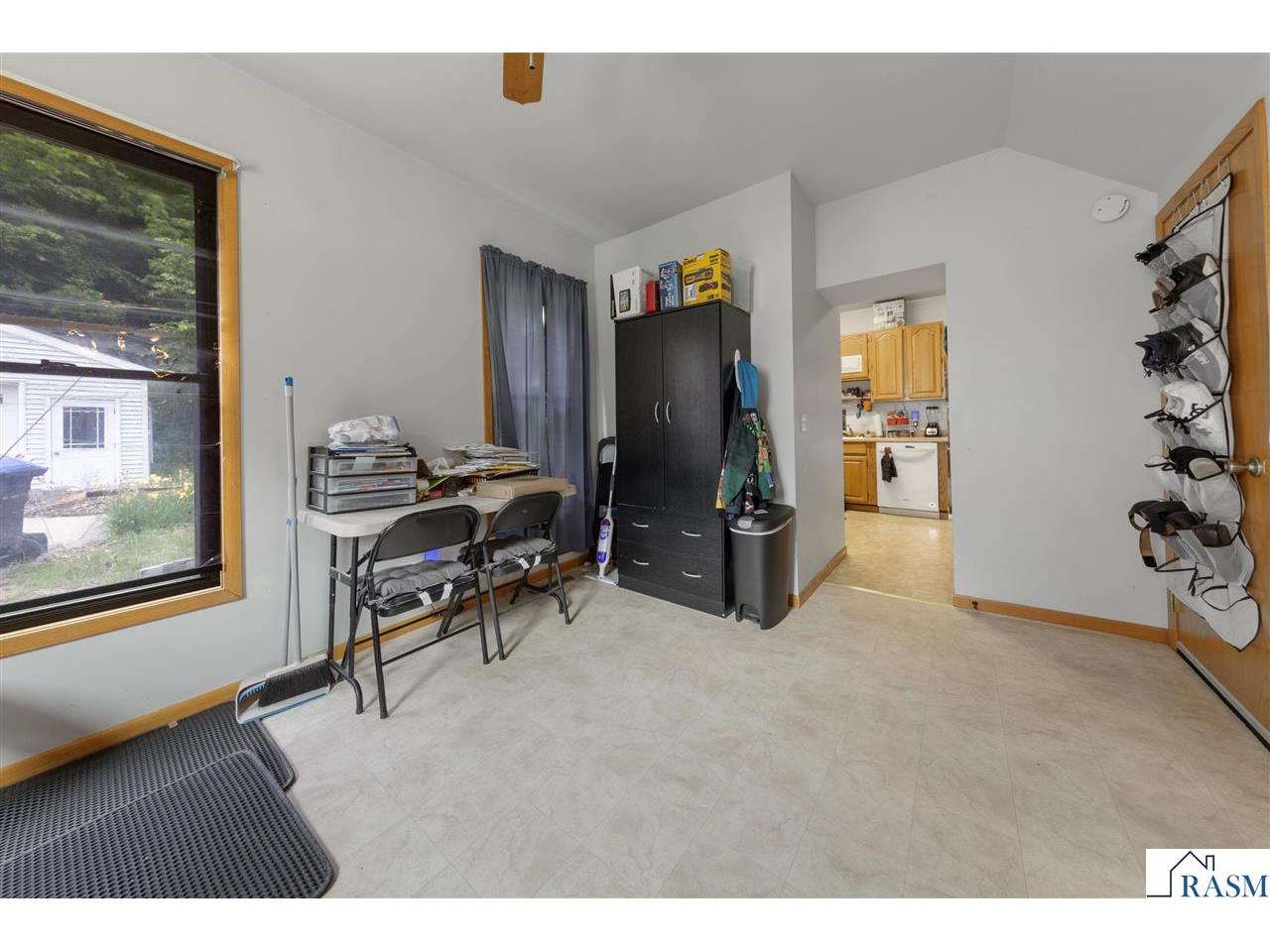 413 Glenwood Avenue Mankato MN 56001 267040627 image9