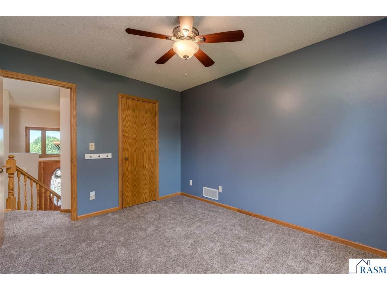 413 Thomas Drive Eagle Lake MN 56024 7040446 image21