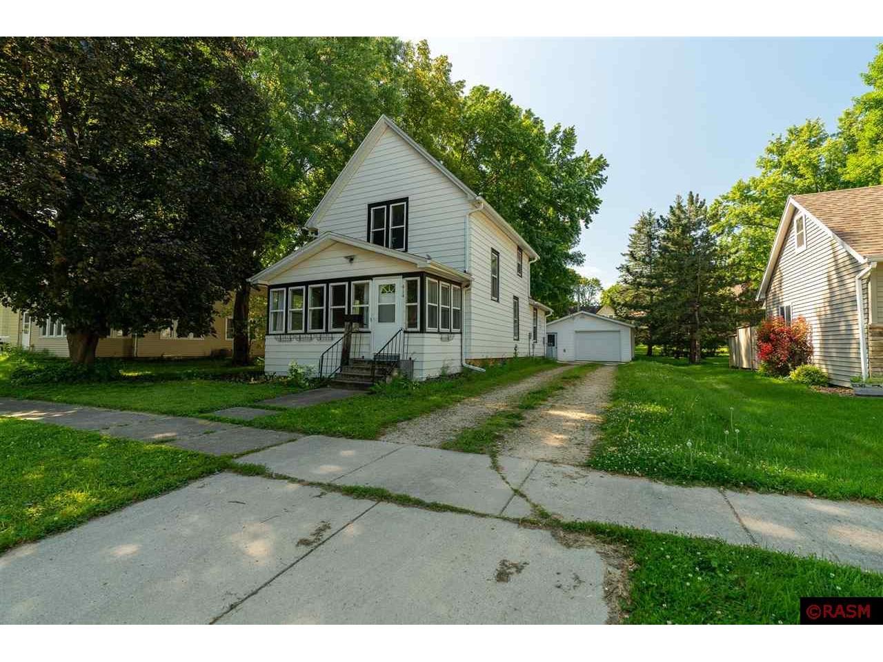 414 E 8th Street Blue Earth MN 56013 7035496 image1