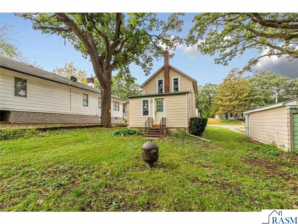 414 NE 3rd Street Waseca MN 56093 7039747 image1