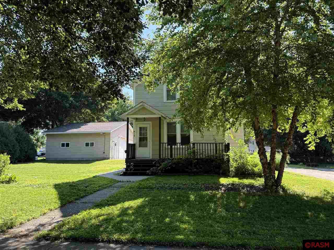 415 3rd Ave NW Sleepy Eye MN 56085 7037949 image1