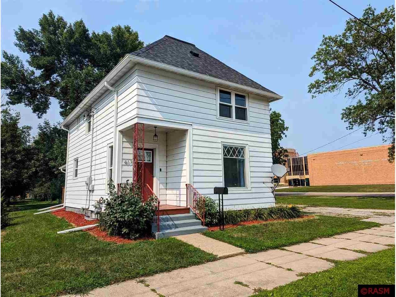 417 E Hoosac Street Waterville MN 56096 7032854 image1