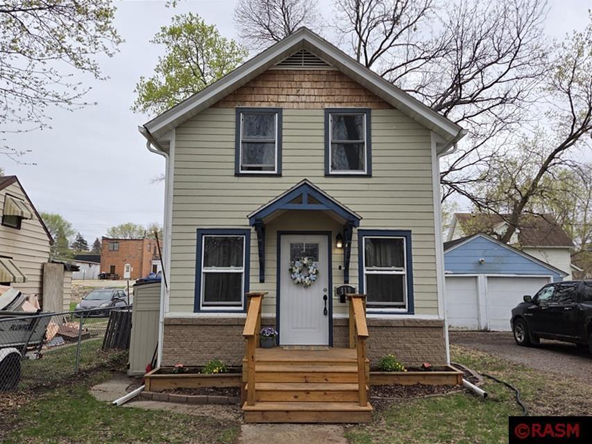 419 W 3rd Street Mankato MN 56001 7037323 image1