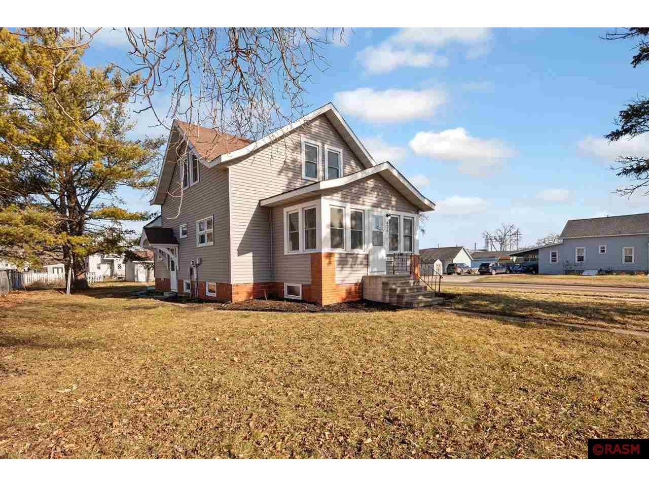 425 E 6th Street Blue Earth MN 56013 7034212 image1