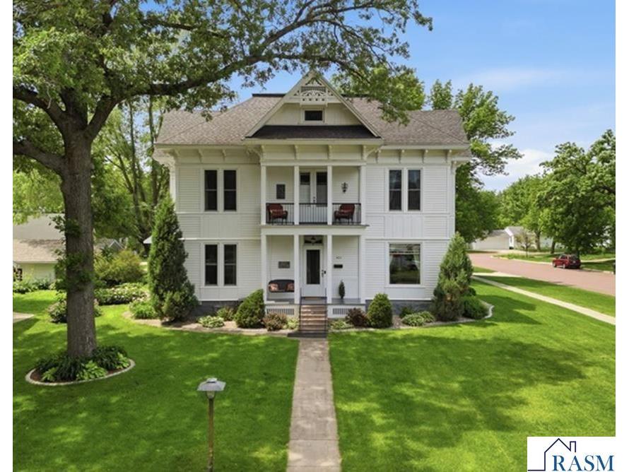 425 N Linton Street Blue Earth MN 56013 267040500 image1