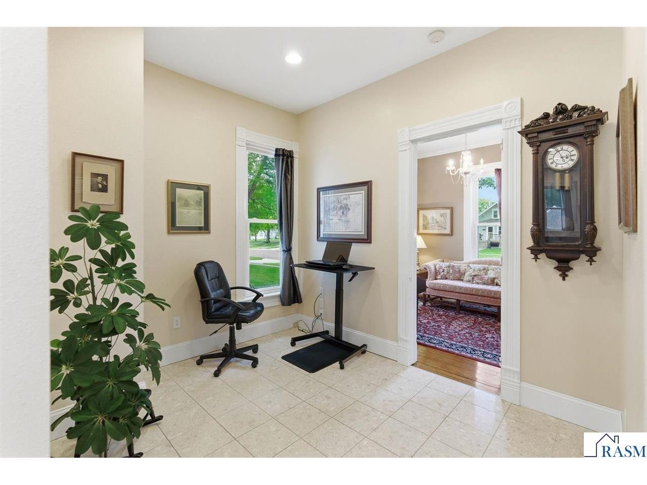 425 N Linton Street Blue Earth MN 56013 267040500 image13