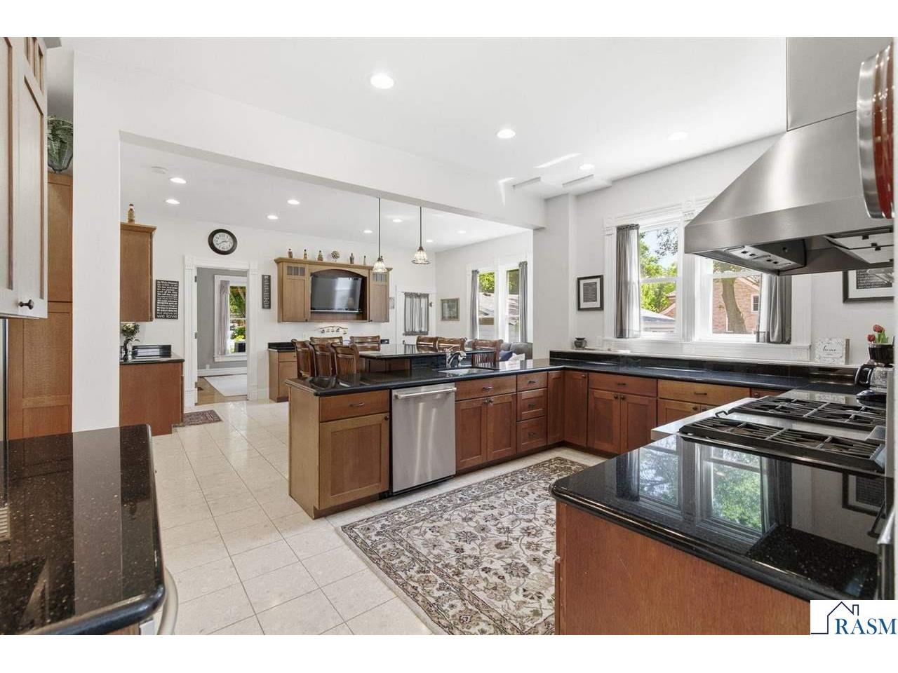 425 N Linton Street Blue Earth MN 56013 267040500 image14