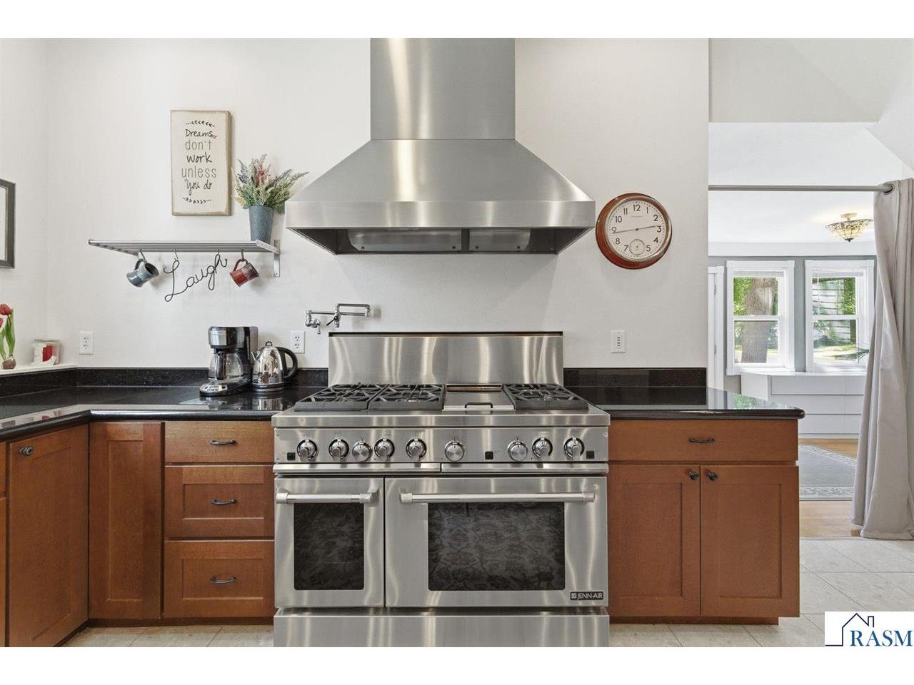 425 N Linton Street Blue Earth MN 56013 267040500 image17