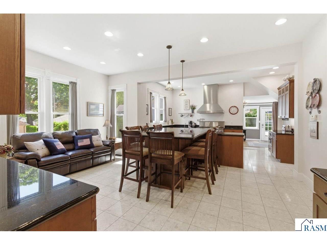 425 N Linton Street Blue Earth MN 56013 267040500 image22