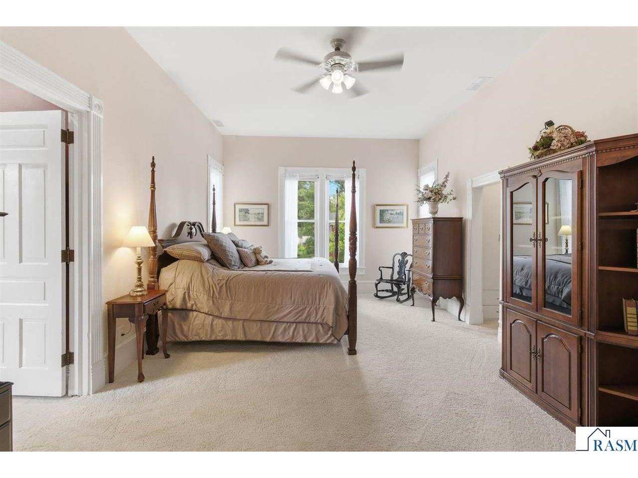 425 N Linton Street Blue Earth MN 56013 267040500 image29