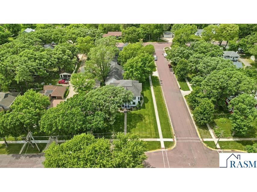 425 N Linton Street Blue Earth MN 56013 267040500 image66