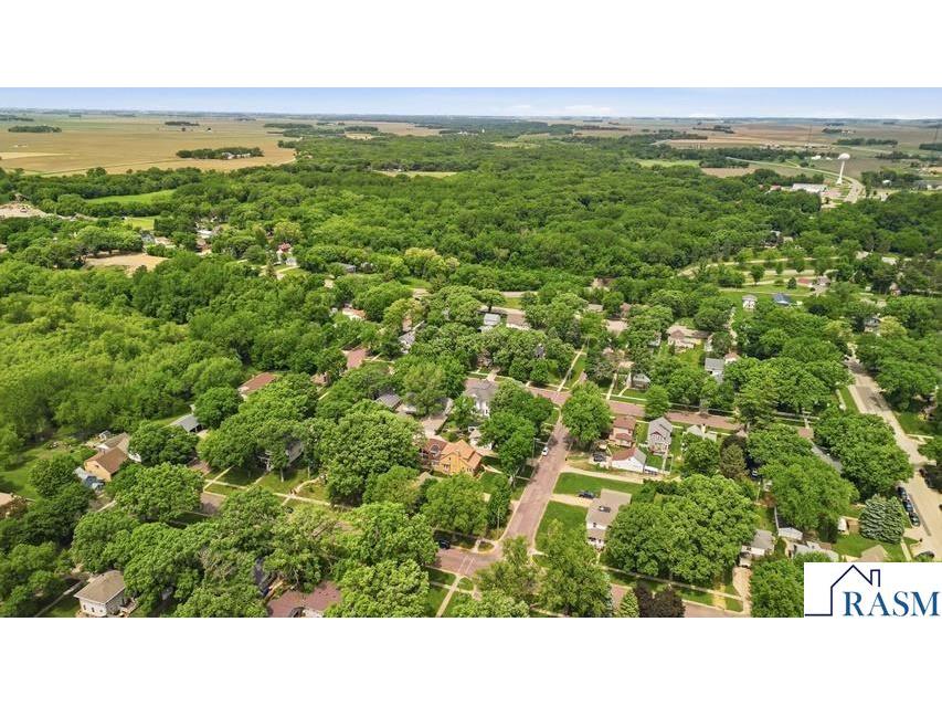 425 N Linton Street Blue Earth MN 56013 267040500 image67