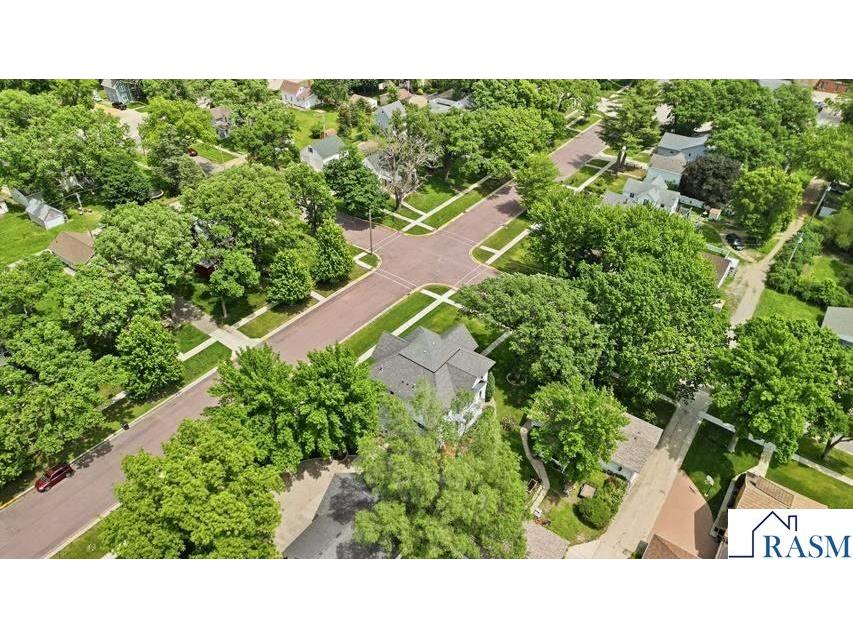 425 N Linton Street Blue Earth MN 56013 267040500 image69