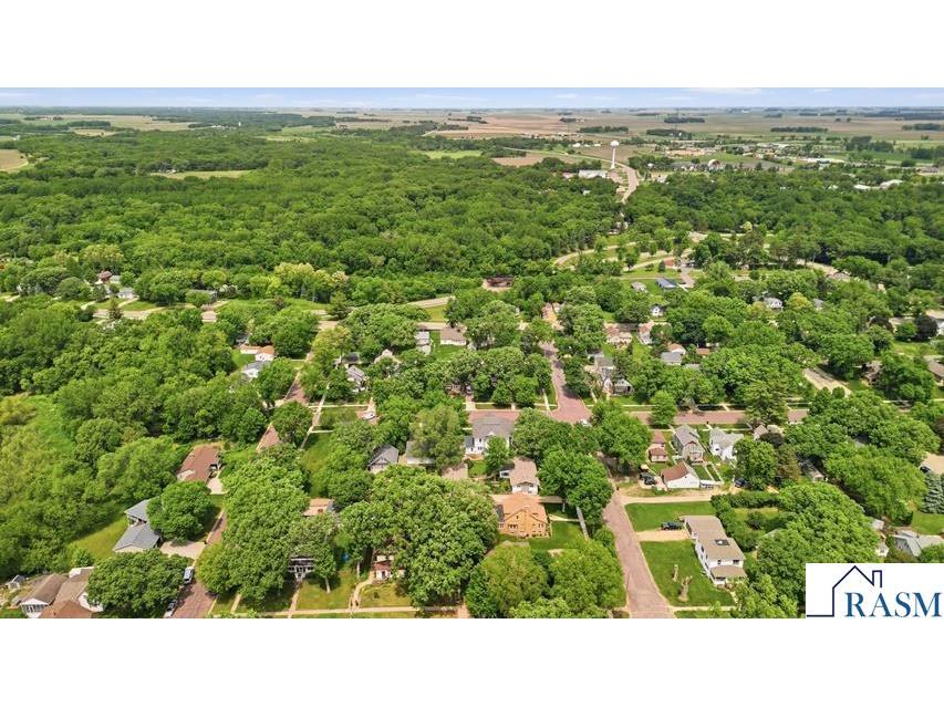 425 N Linton Street Blue Earth MN 56013 267040500 image73