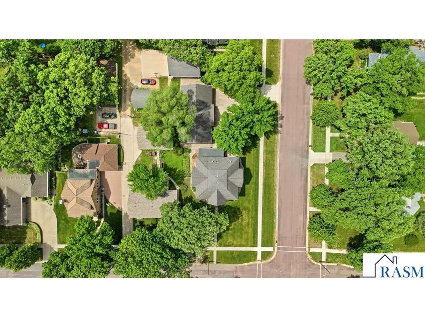 425 N Linton Street Blue Earth MN 56013 267040500 image74