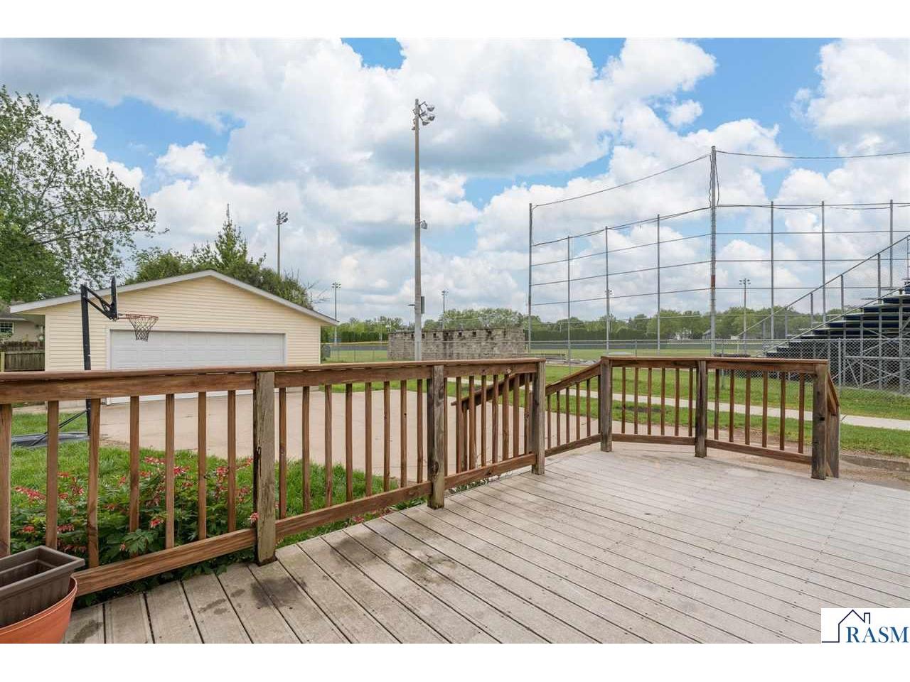 426 W Skaro Street Saint Peter MN 56082 7040354 image16