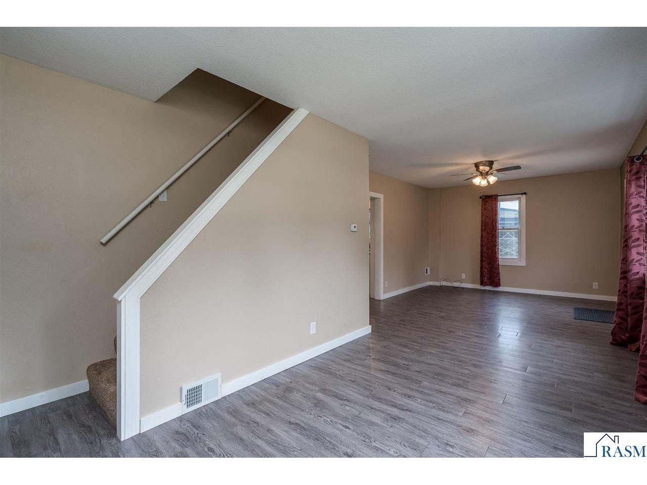 426 W Skaro Street Saint Peter MN 56082 7040354 image17