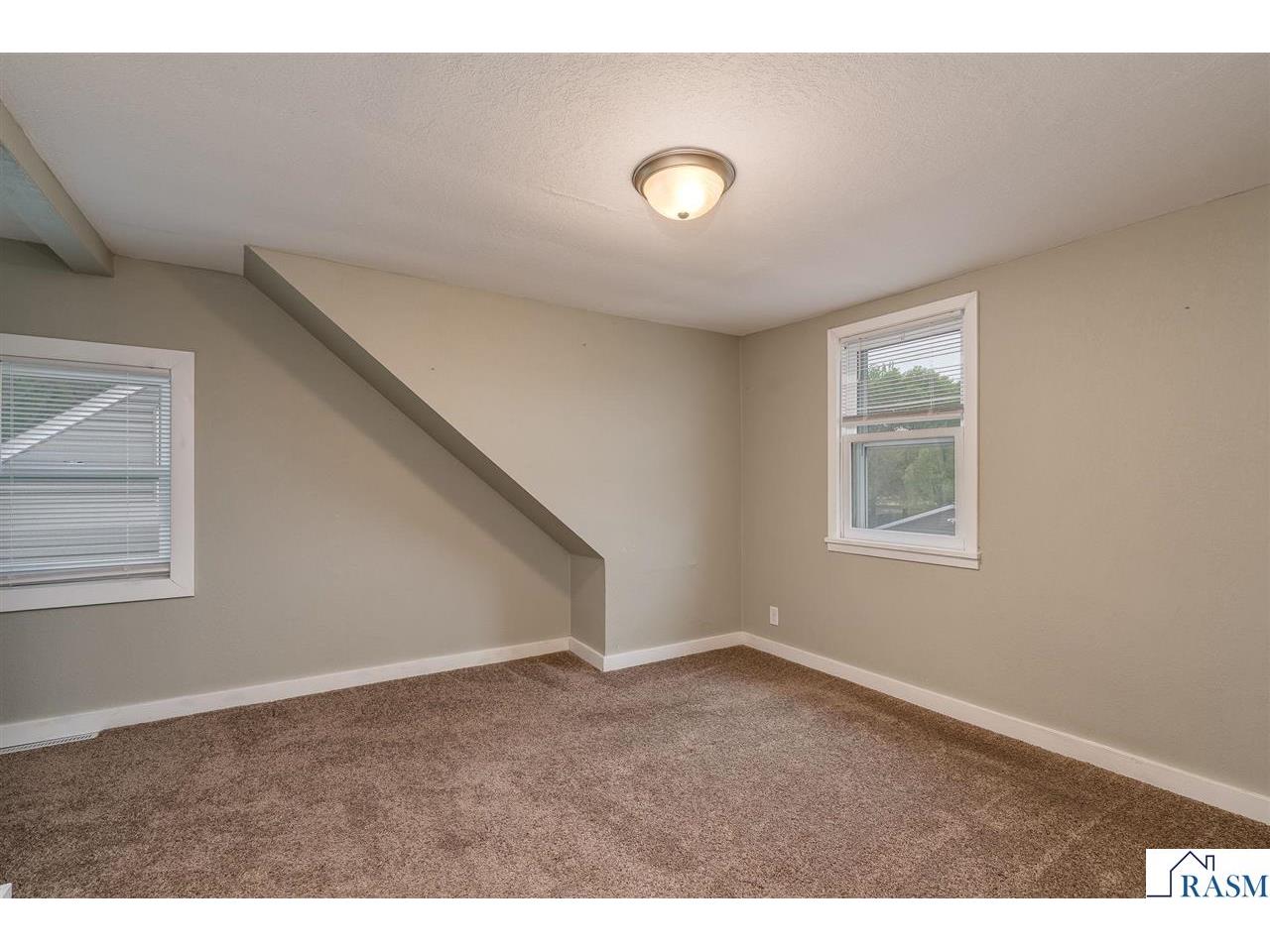 426 W Skaro Street Saint Peter MN 56082 7040354 image18