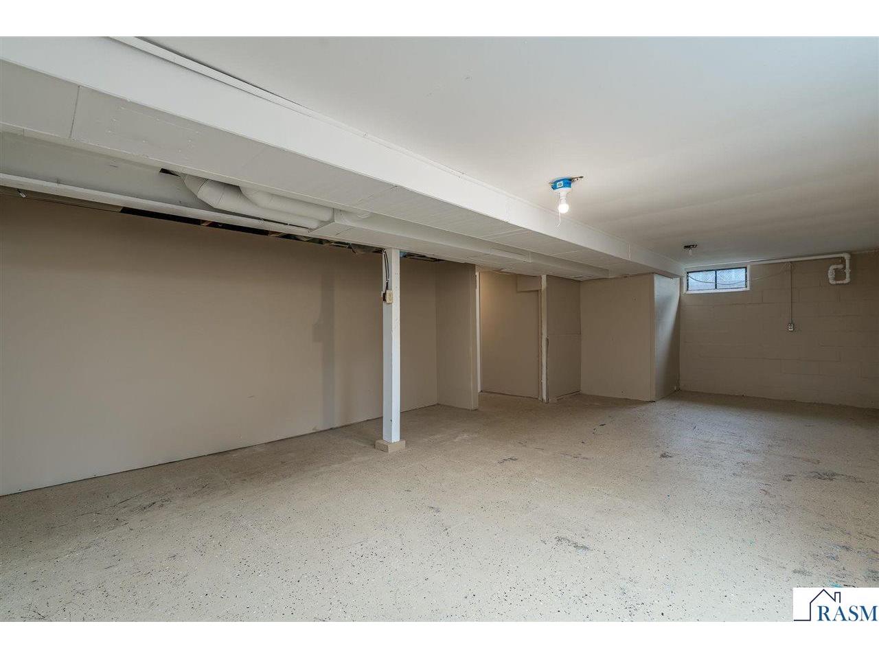 426 W Skaro Street Saint Peter MN 56082 7040354 image24