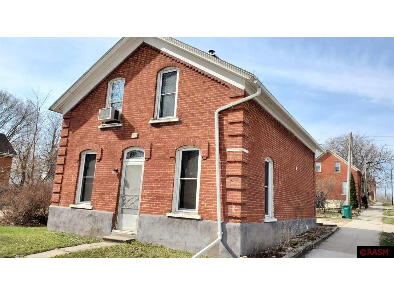 427 Broadway North, New Ulm, MN 56073 MLS 7026626 Edina Realty