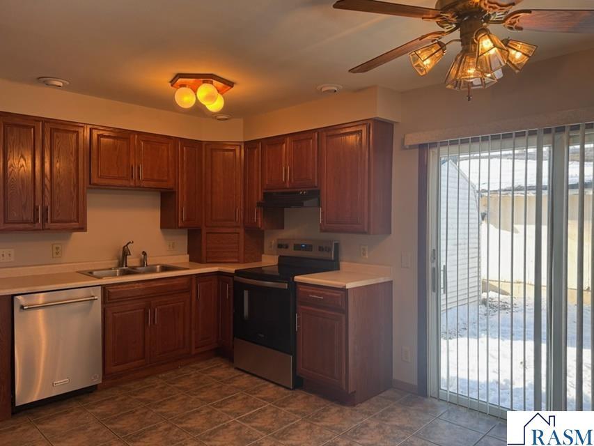 427 N Sailor Street Blue Earth MN 56013 7038332 image2