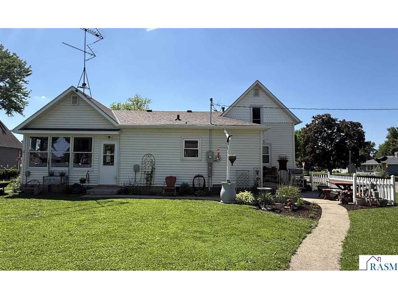 428 N Gorman Street Blue Earth MN 56013 7040361 image28