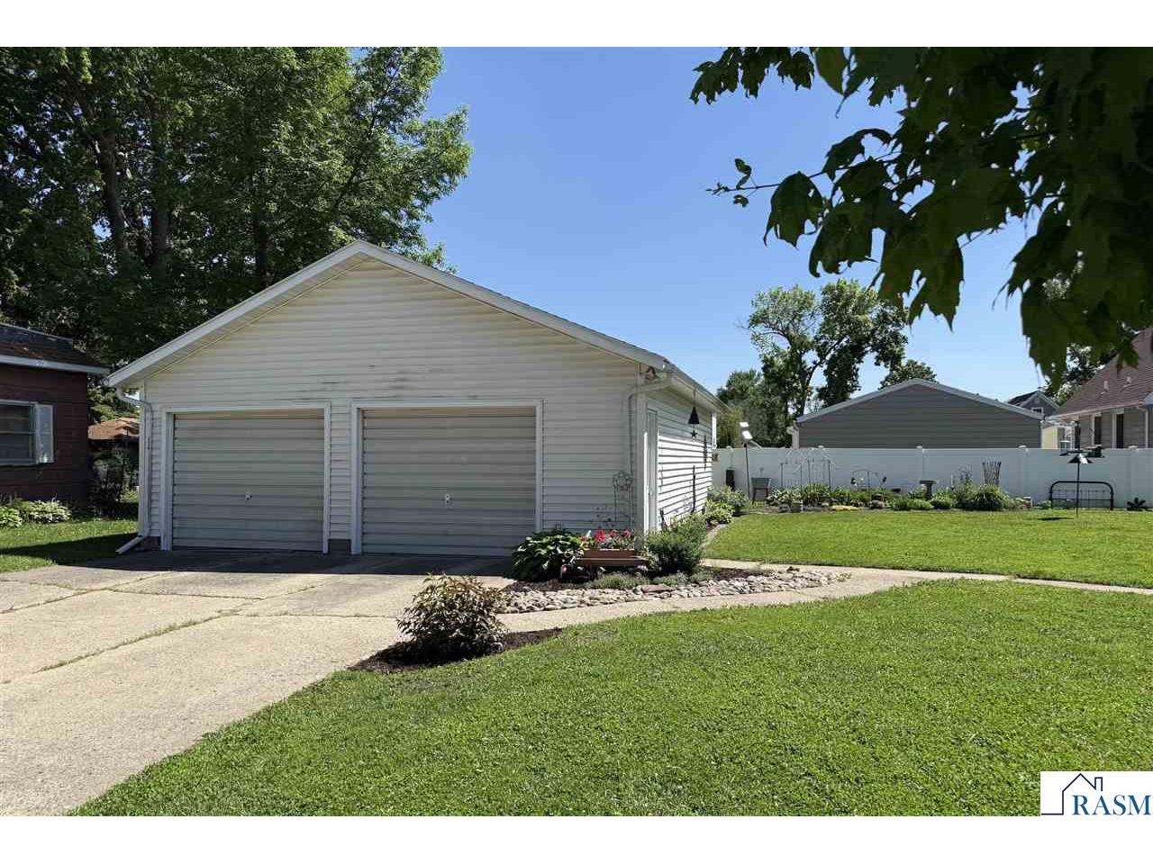 428 N Gorman Street Blue Earth MN 56013 7040361 image31