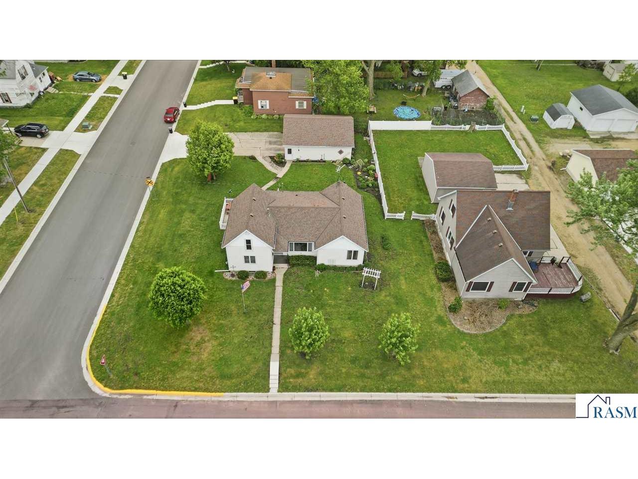 428 N Gorman Street Blue Earth MN 56013 7040361 image32