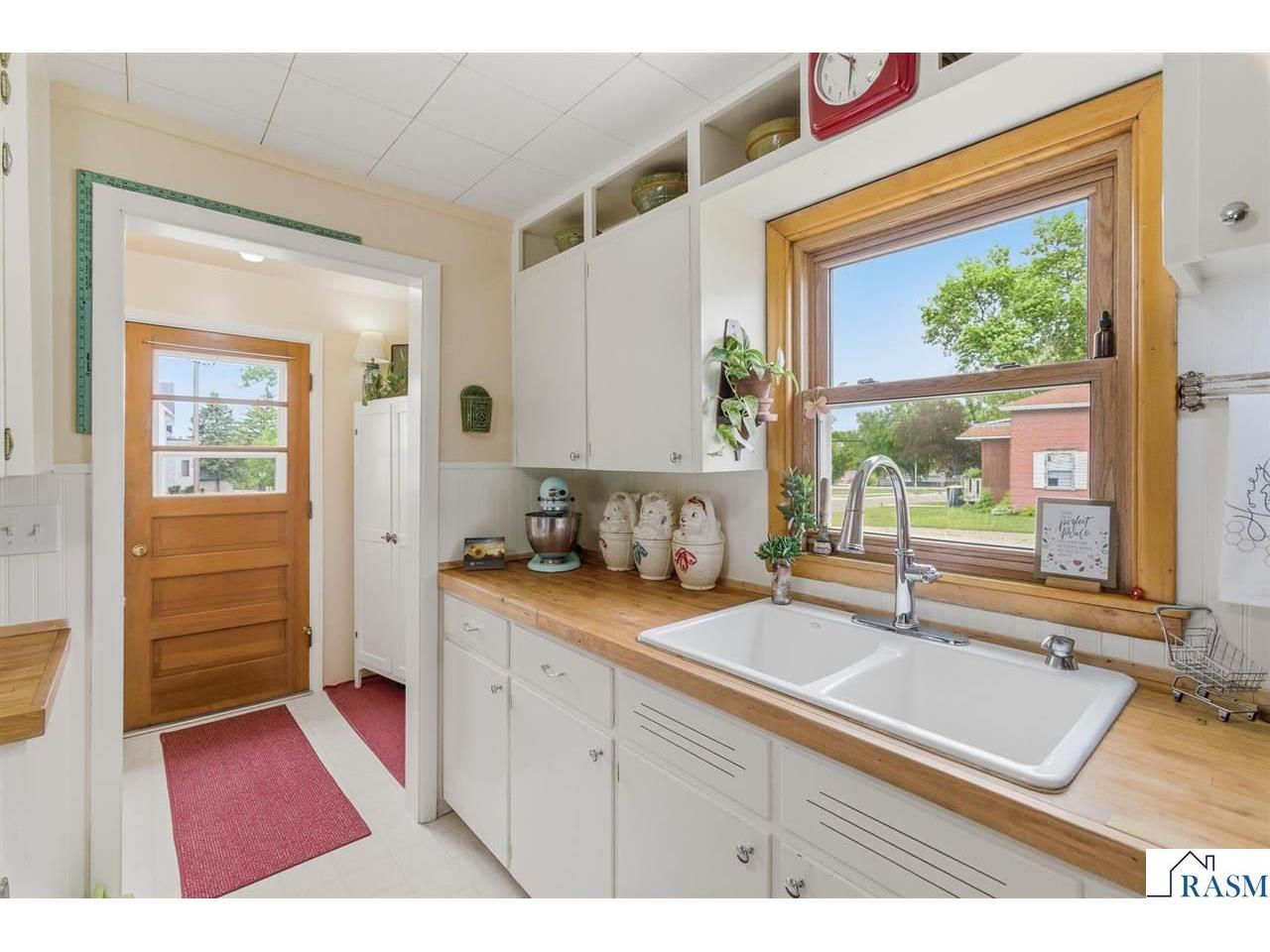 428 N Gorman Street Blue Earth MN 56013 7040361 image5