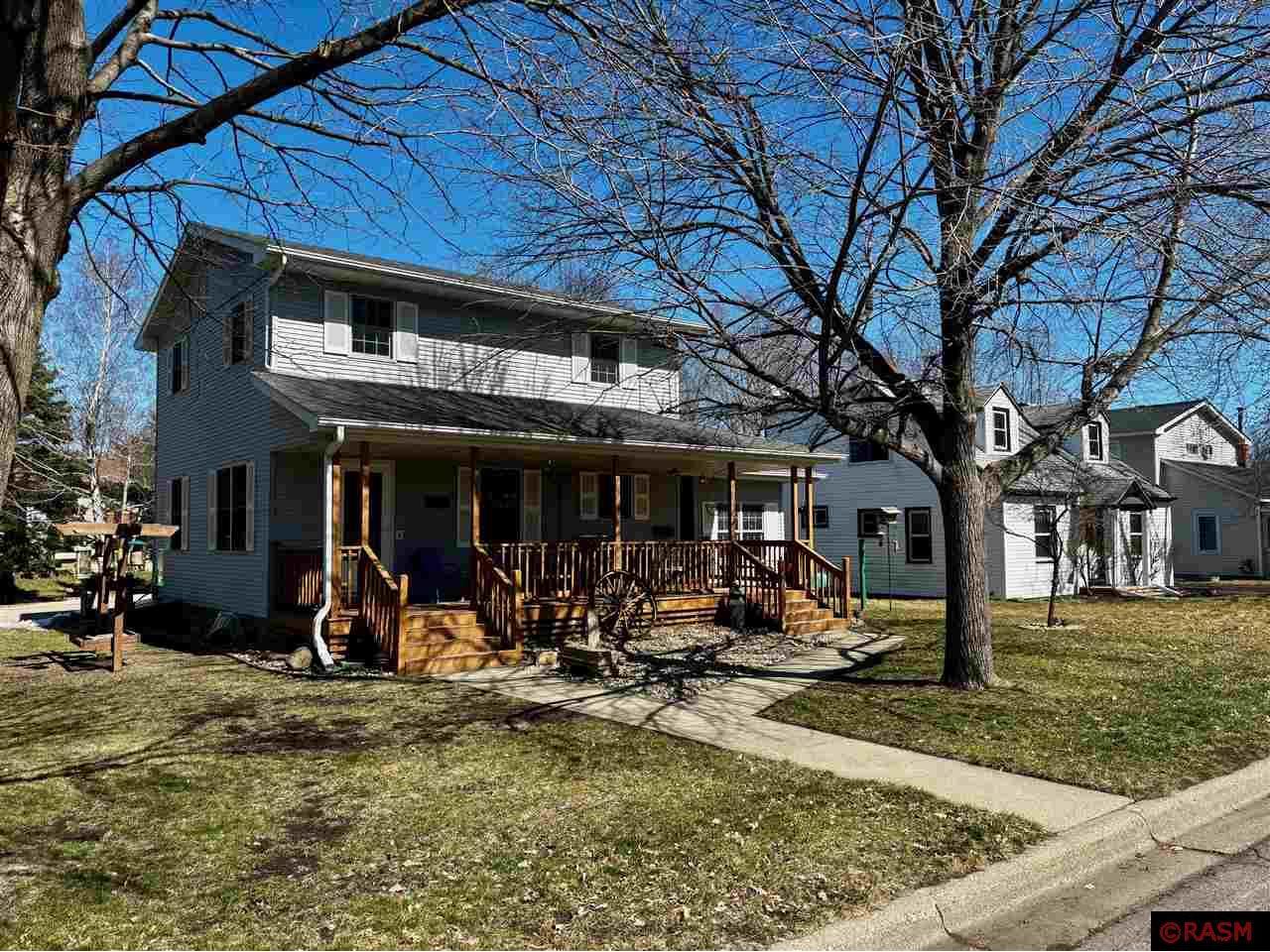 429 W Skaro Street Saint Peter MN 56082 7034549 image1