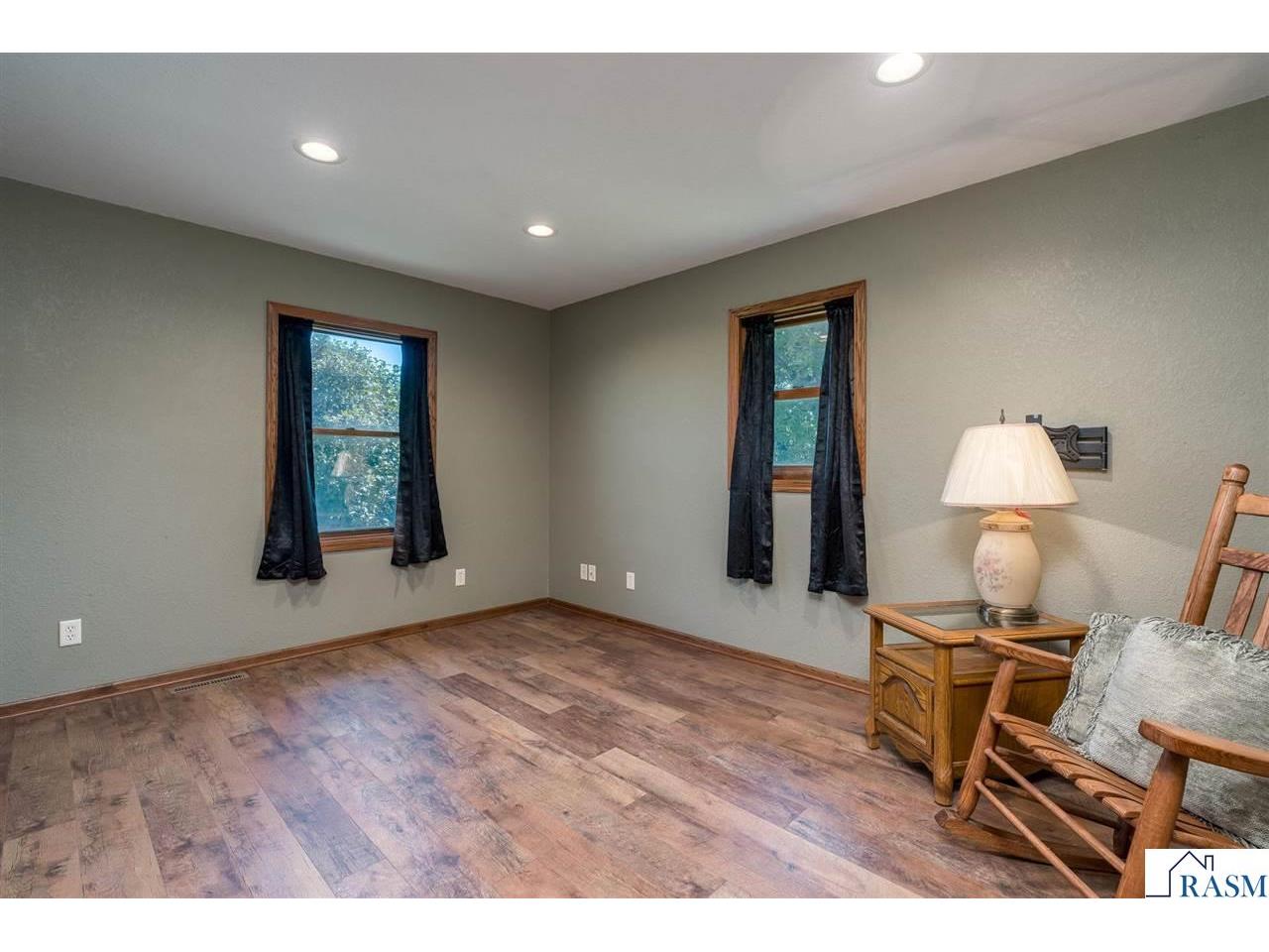 432 3rd Avenue Pemberton MN 56078 267040921 image20